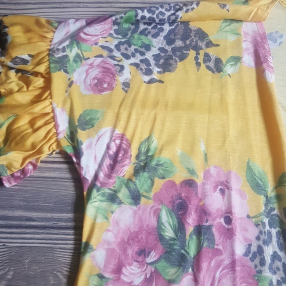Last 2! KATE Gold Leopard Floral Kimono - Picture 3 of 4